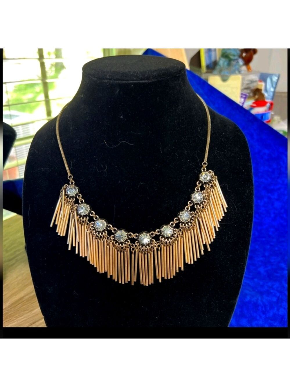 White Flower Necklace Unbranded 24” Vtg